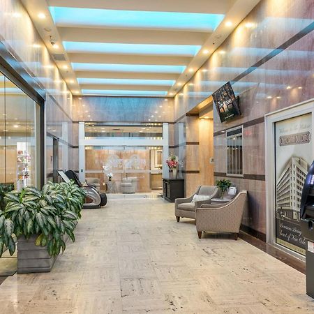 Luxury 2-Bedroom Condo Steps Away From The French Quarter ニューオーリンズ エクステリア 写真