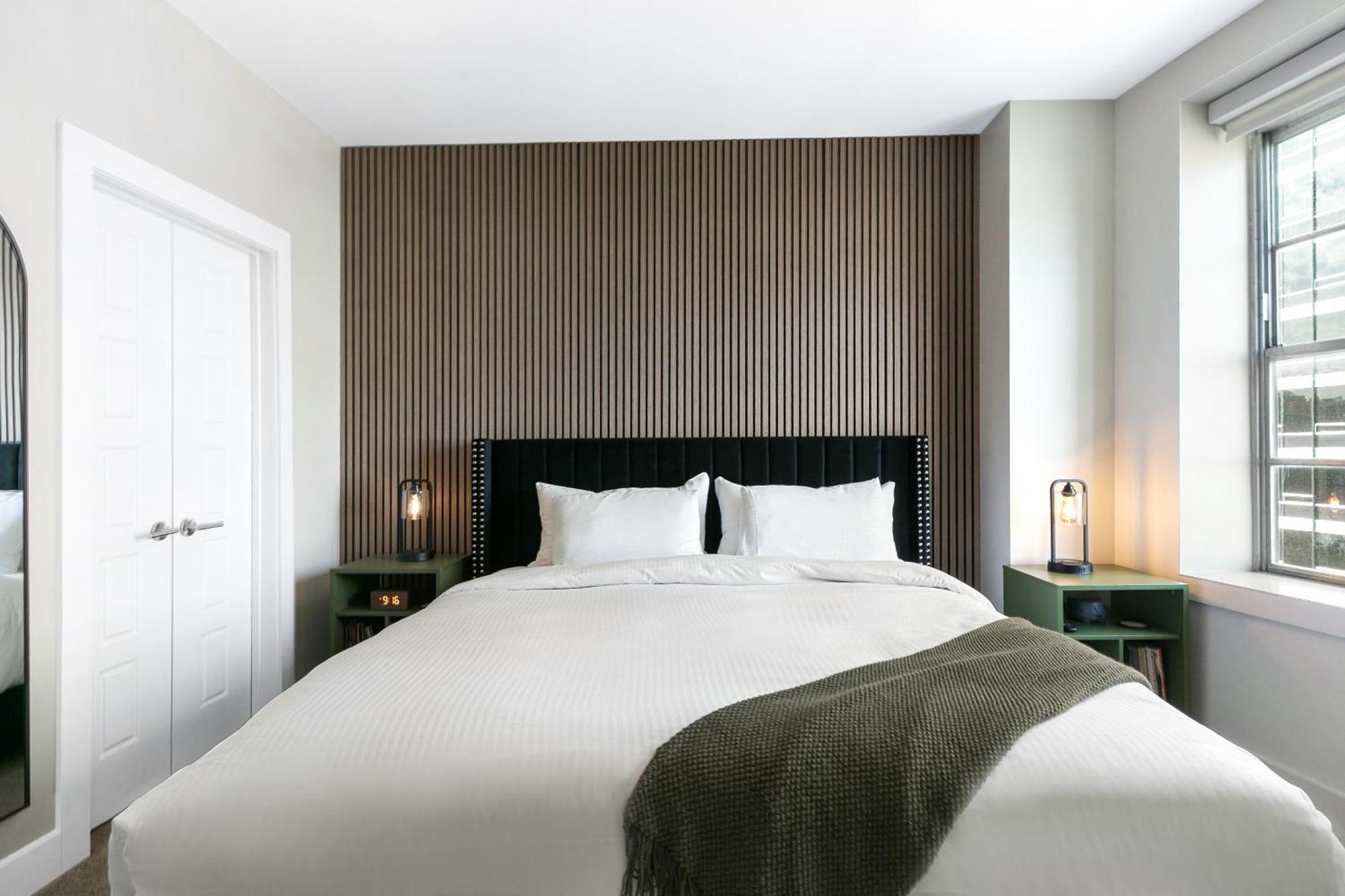 Luxury 2-Bedroom Condo Steps Away From The French Quarter ニューオーリンズ エクステリア 写真
